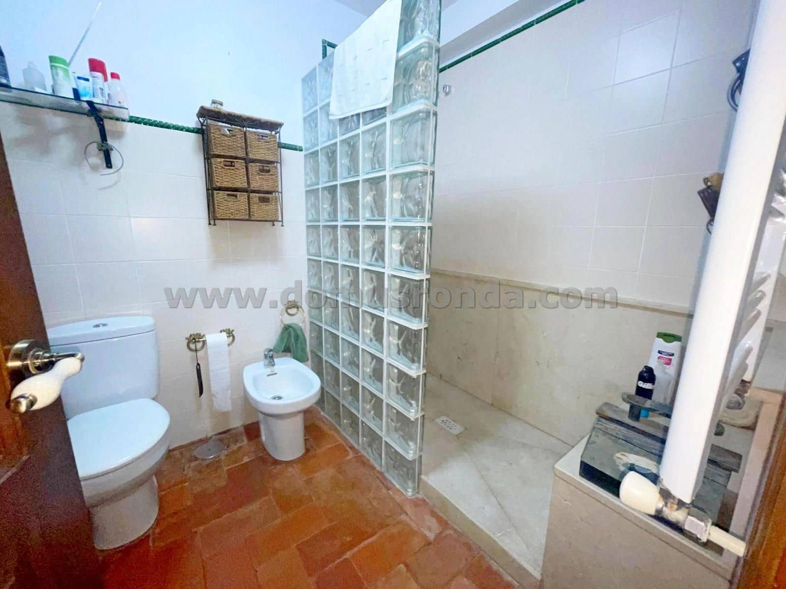 4 bedroom Villa for sale in Ronda - € 265,000 (Ref: 8653681)