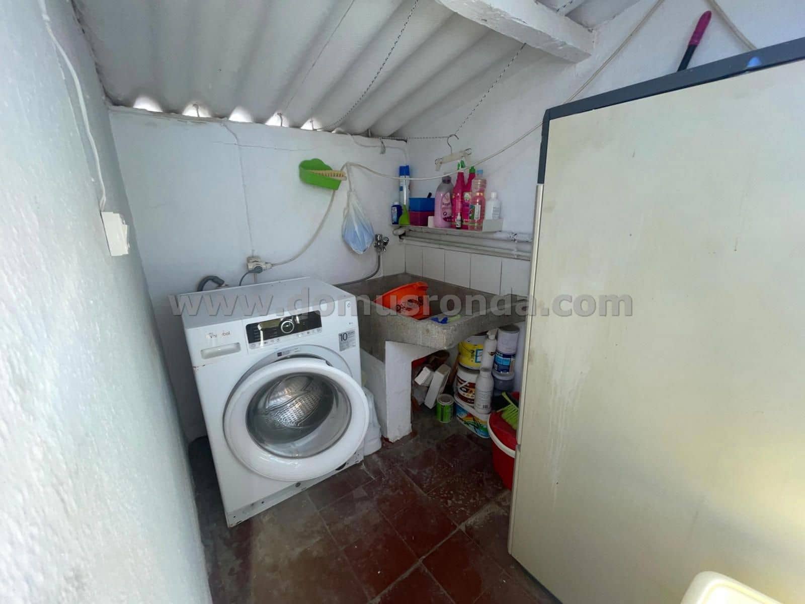 4 bedroom Villa for sale in Ronda - € 265,000 (Ref: 8653681)