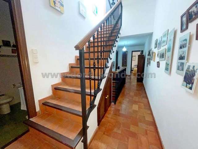 4 soveværelse Villa til salg i Ronda - € 265.000 (Ref: 8653681)