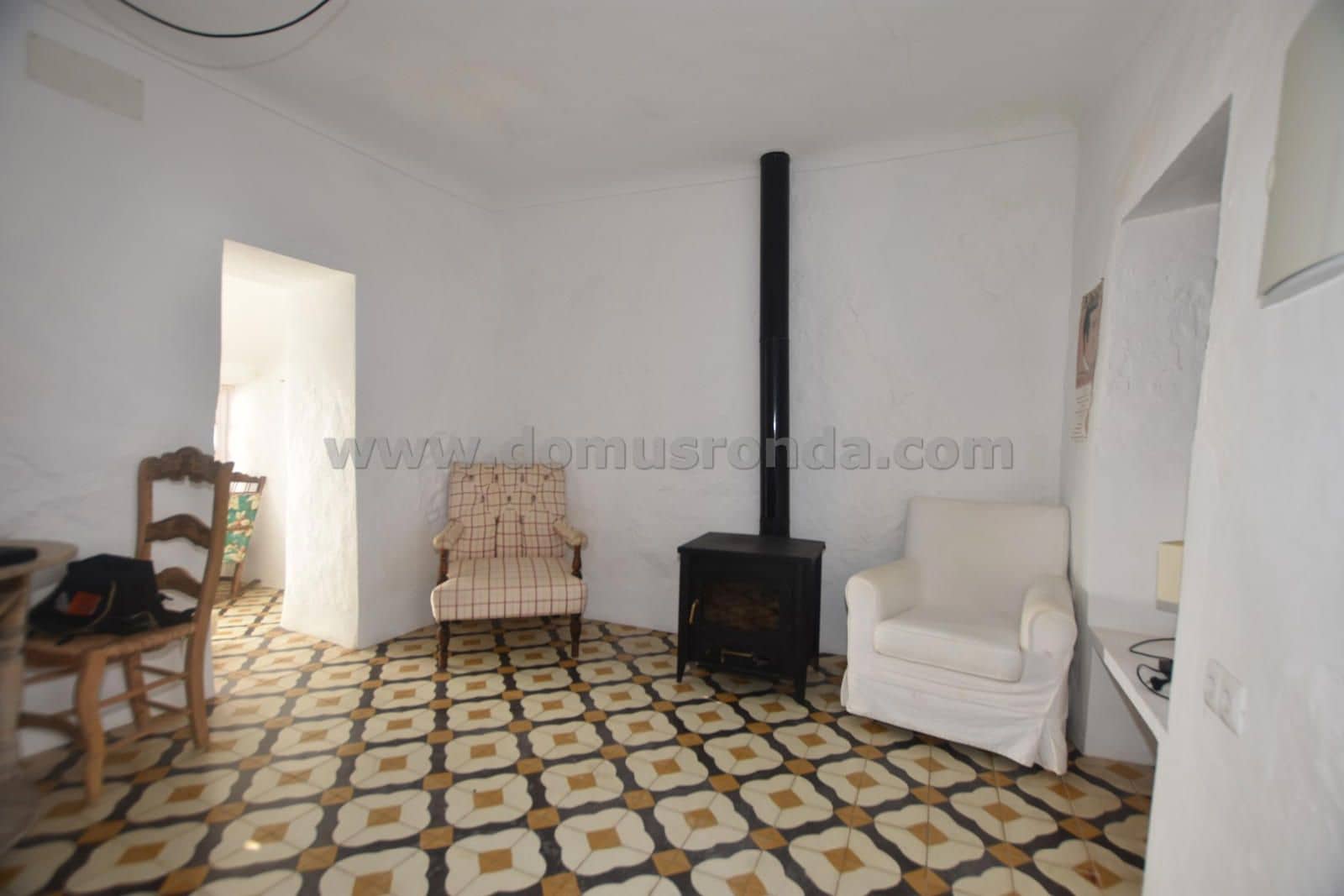 Chalet de 2 habitaciones en Montejaque en venta - 91.000 € (Ref: 8654166)