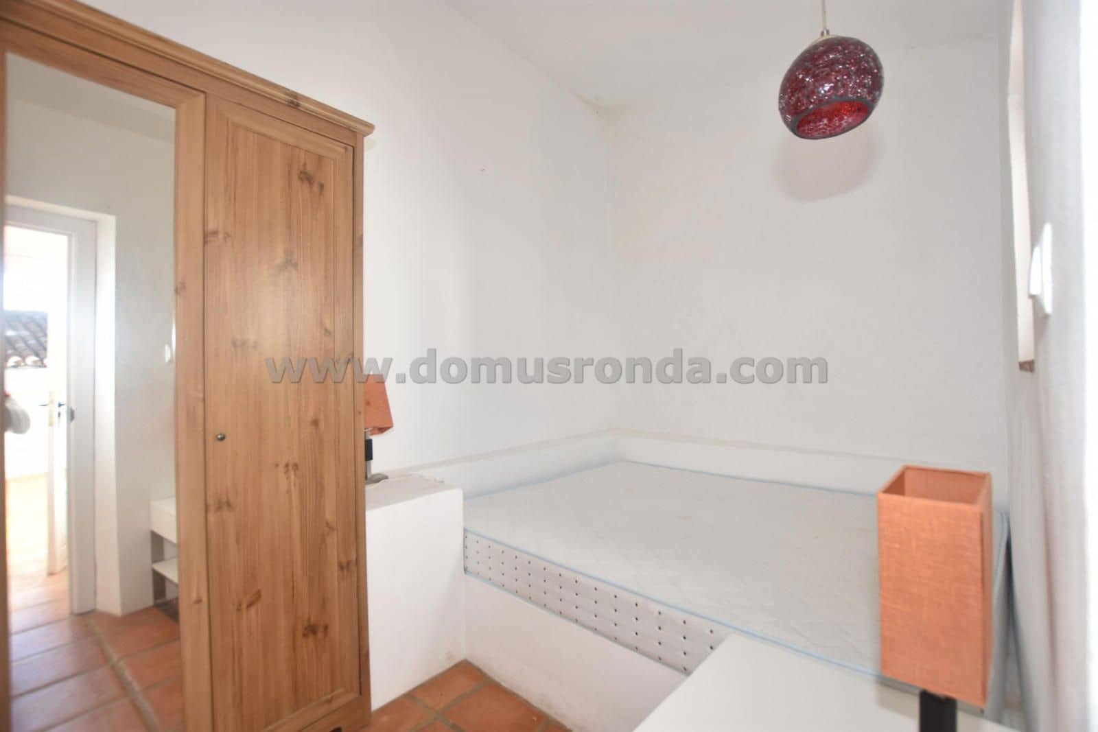 Chalet de 2 habitaciones en Montejaque en venta - 91.000 € (Ref: 8654166)