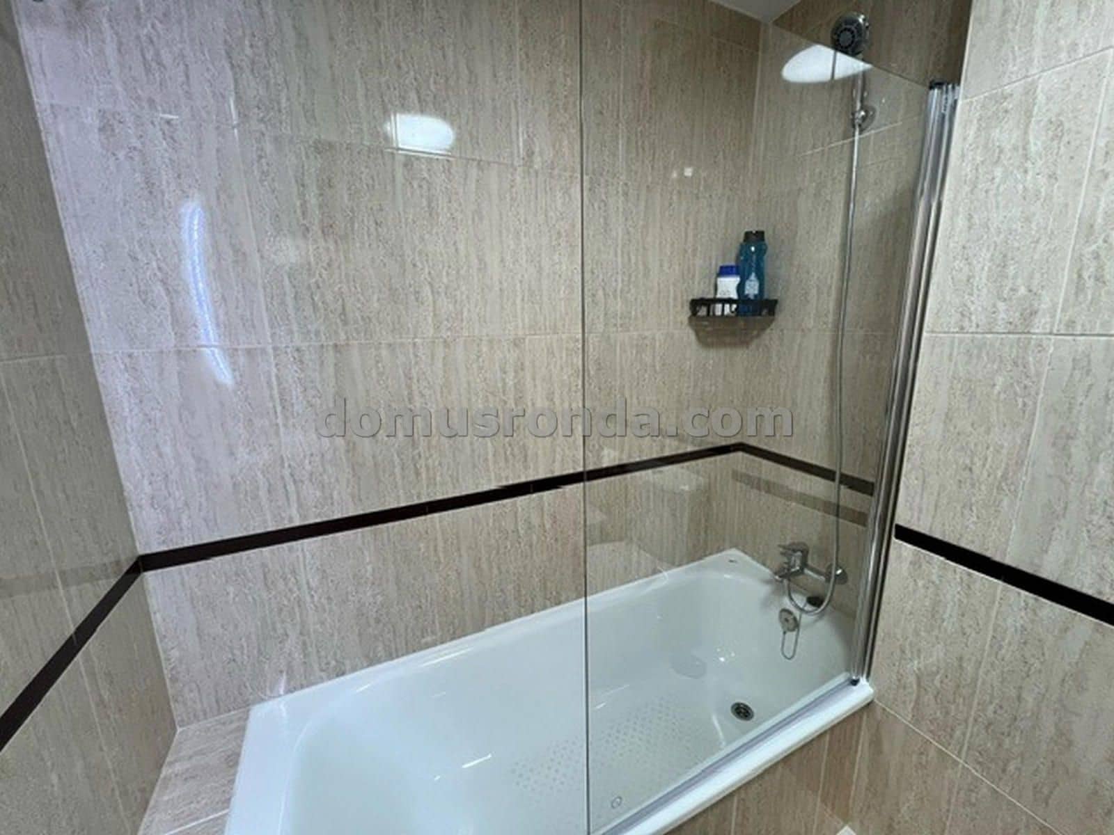 2 slaapkamer Flat te koop in Ronda met garage - € 162.000 (Ref: 8686496)