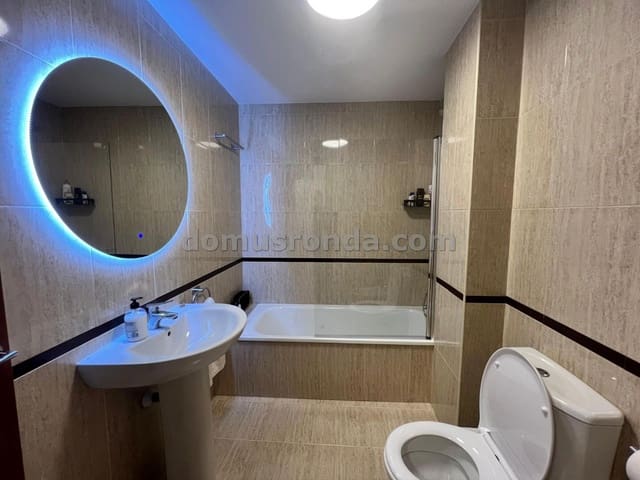 2 slaapkamer Flat te koop in Ronda met garage - € 162.000 (Ref: 8686496)