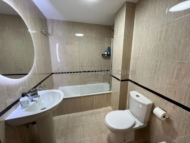 2 slaapkamer Flat te koop in Ronda met garage - € 162.000 (Ref: 8686496)