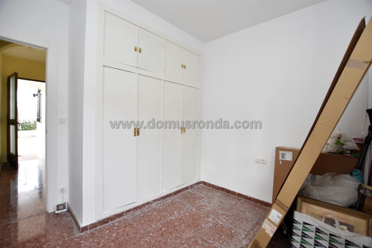 5 chambre Villa/Maison à vendre à Ronda avec piscine garage - 385 000 € (Ref: 8697240)