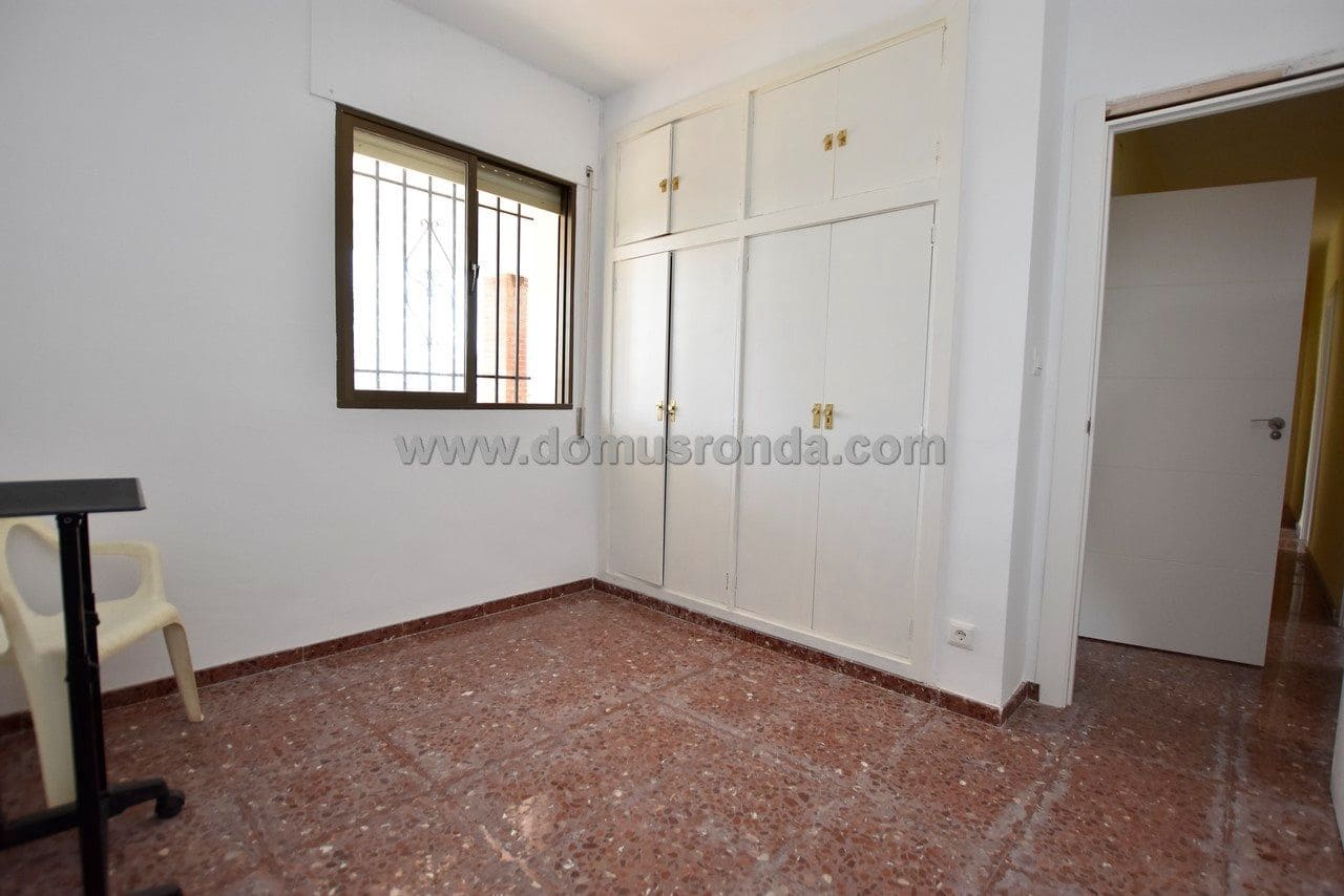 5 chambre Villa/Maison à vendre à Ronda avec piscine garage - 385 000 € (Ref: 8697240)