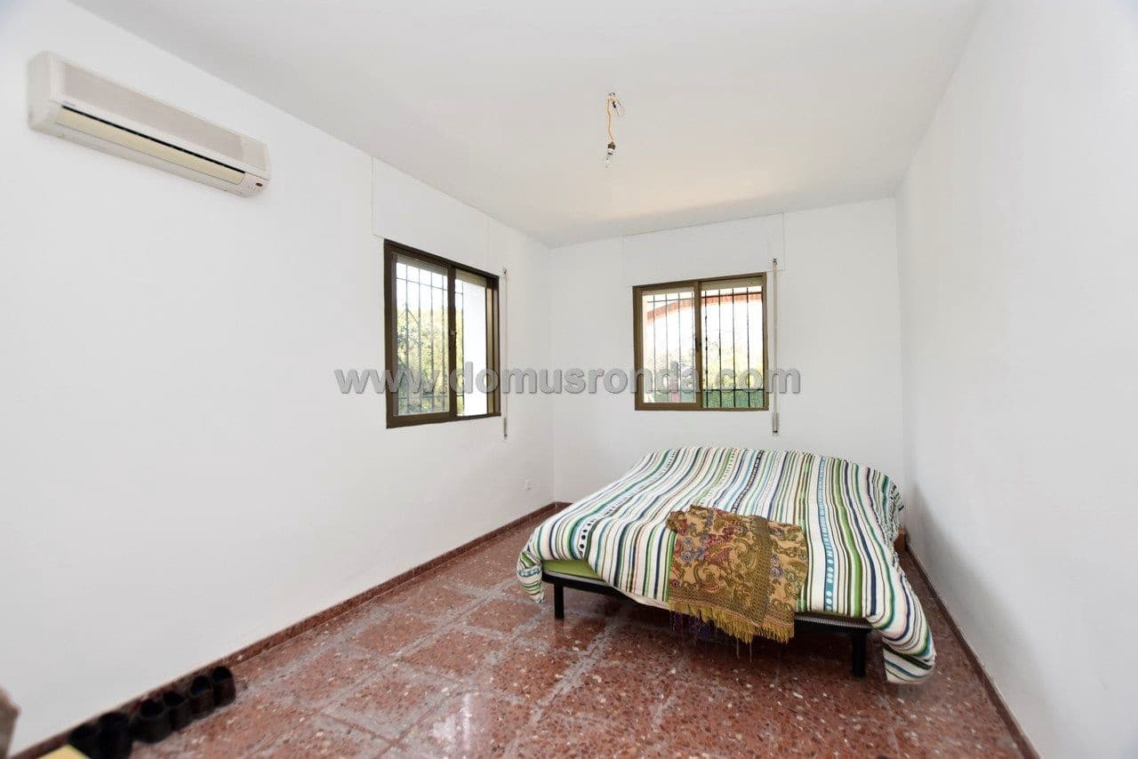 5 chambre Villa/Maison à vendre à Ronda avec piscine garage - 385 000 € (Ref: 8697240)