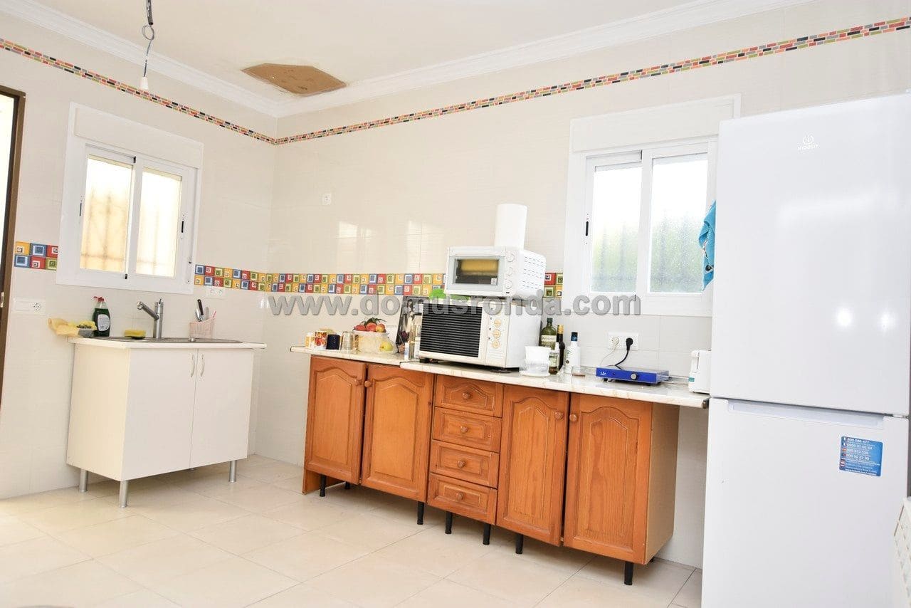 5 chambre Villa/Maison à vendre à Ronda avec piscine garage - 385 000 € (Ref: 8697240)