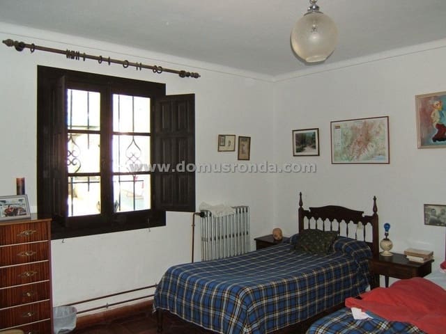 4 sovrum Villa till salu i Ronda med pool garage - 1 200 000 € (Ref: 8754786)