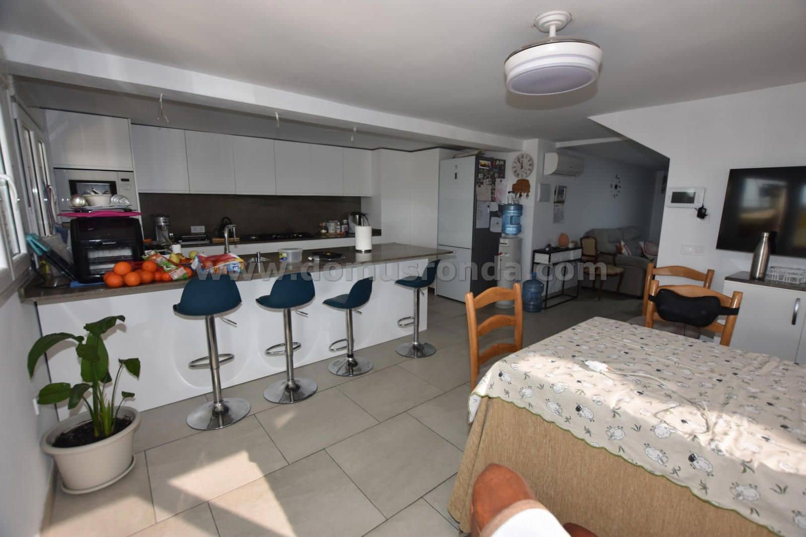 3 soveværelse Villa til salg i Ronda med swimmingpool garage - € 315.000 (Ref: 8768936)