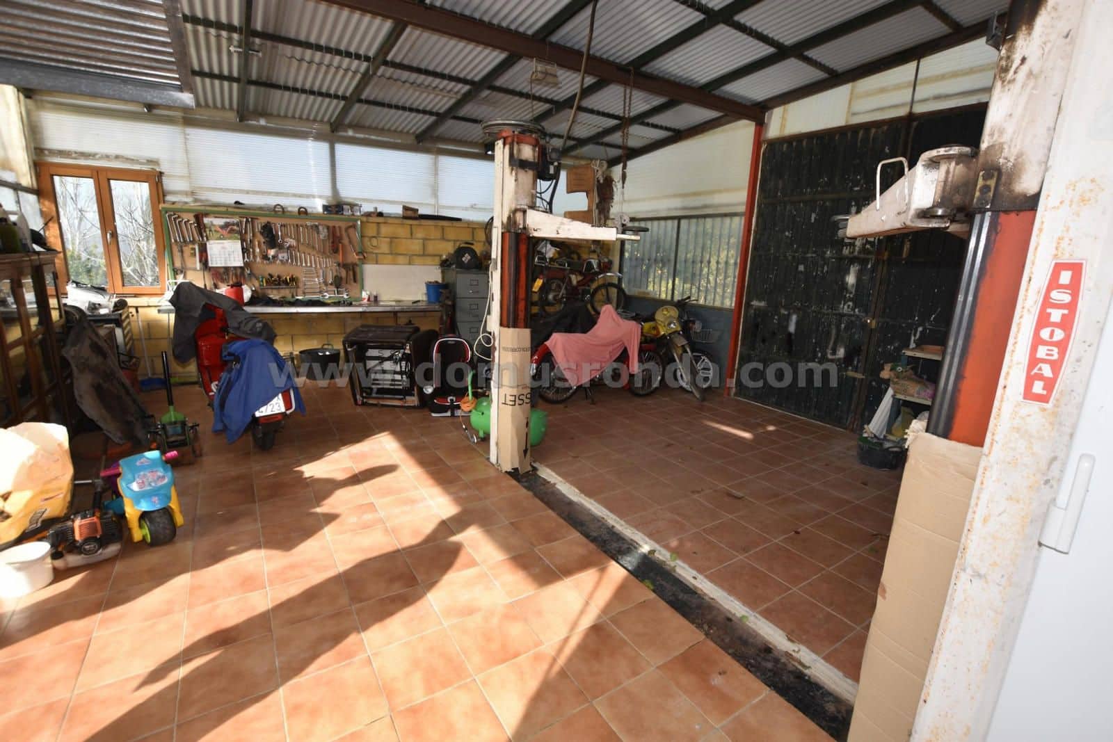 3 soveværelse Villa til salg i Ronda med swimmingpool garage - € 315.000 (Ref: 8768936)