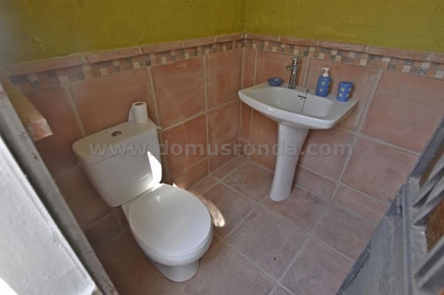 6 chambre Villa/Maison à vendre à Arriate avec piscine garage - 900 000 € (Ref: 8769797)