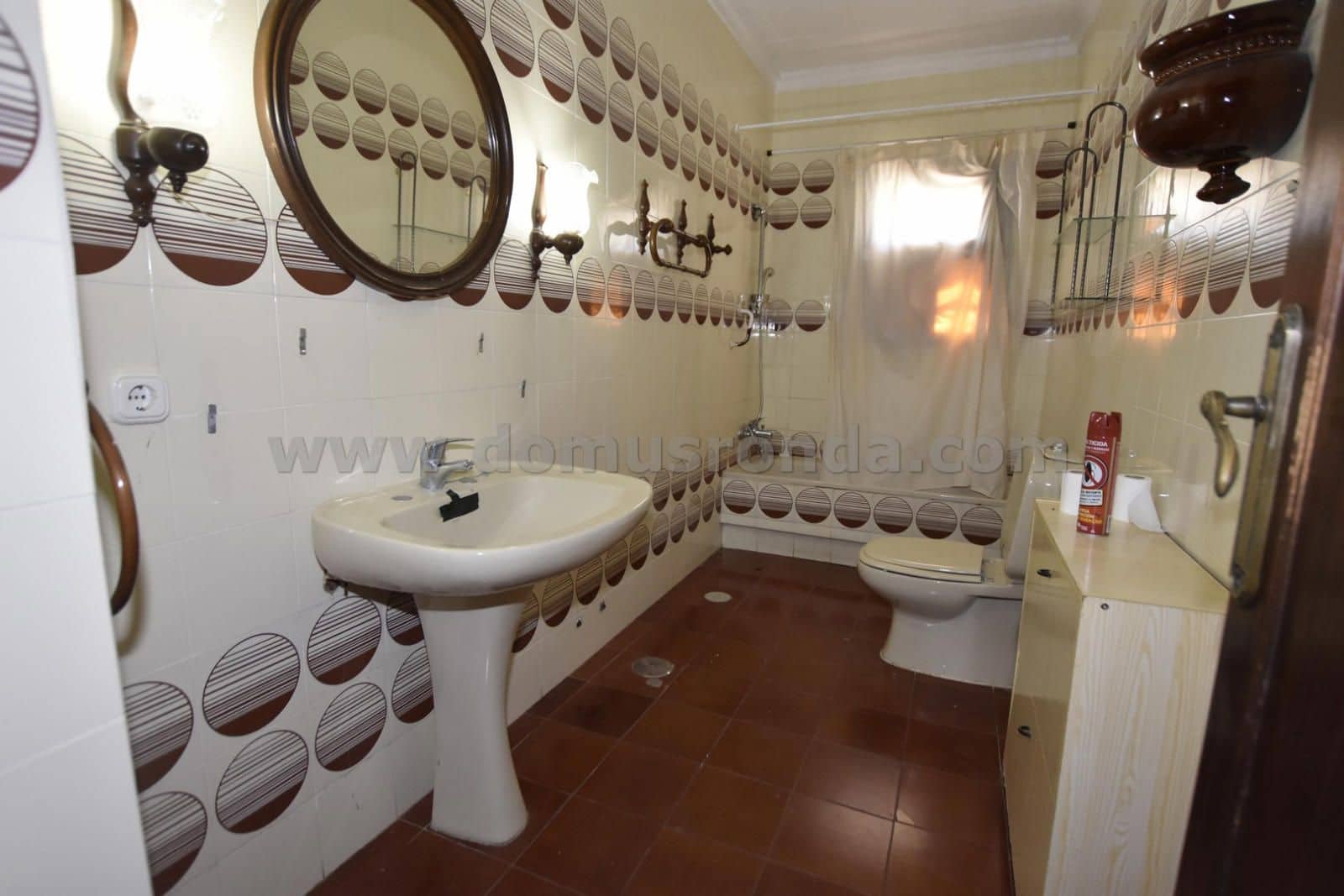 6 soveværelse Villa til salg i Arriate med swimmingpool garage - € 780.000 (Ref: 8769797)