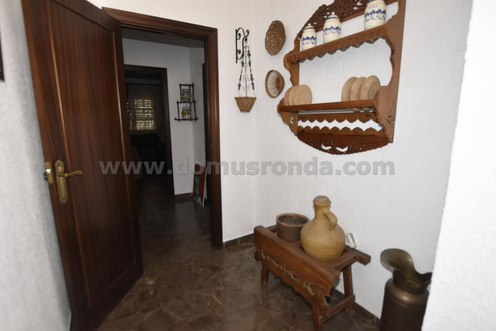 6 soveværelse Villa til salg i Arriate med swimmingpool garage - € 780.000 (Ref: 8769797)