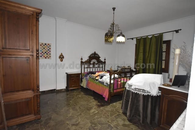 6 chambre Villa/Maison à vendre à Arriate avec piscine garage - 900 000 € (Ref: 8769797)