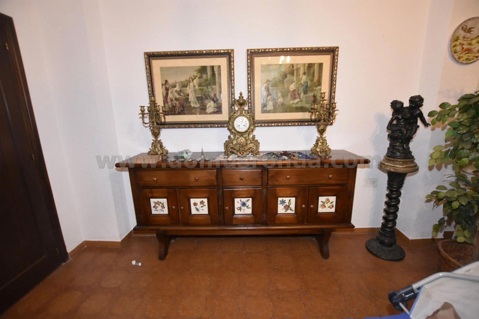 6 soveværelse Villa til salg i Arriate med swimmingpool garage - € 780.000 (Ref: 8769797)