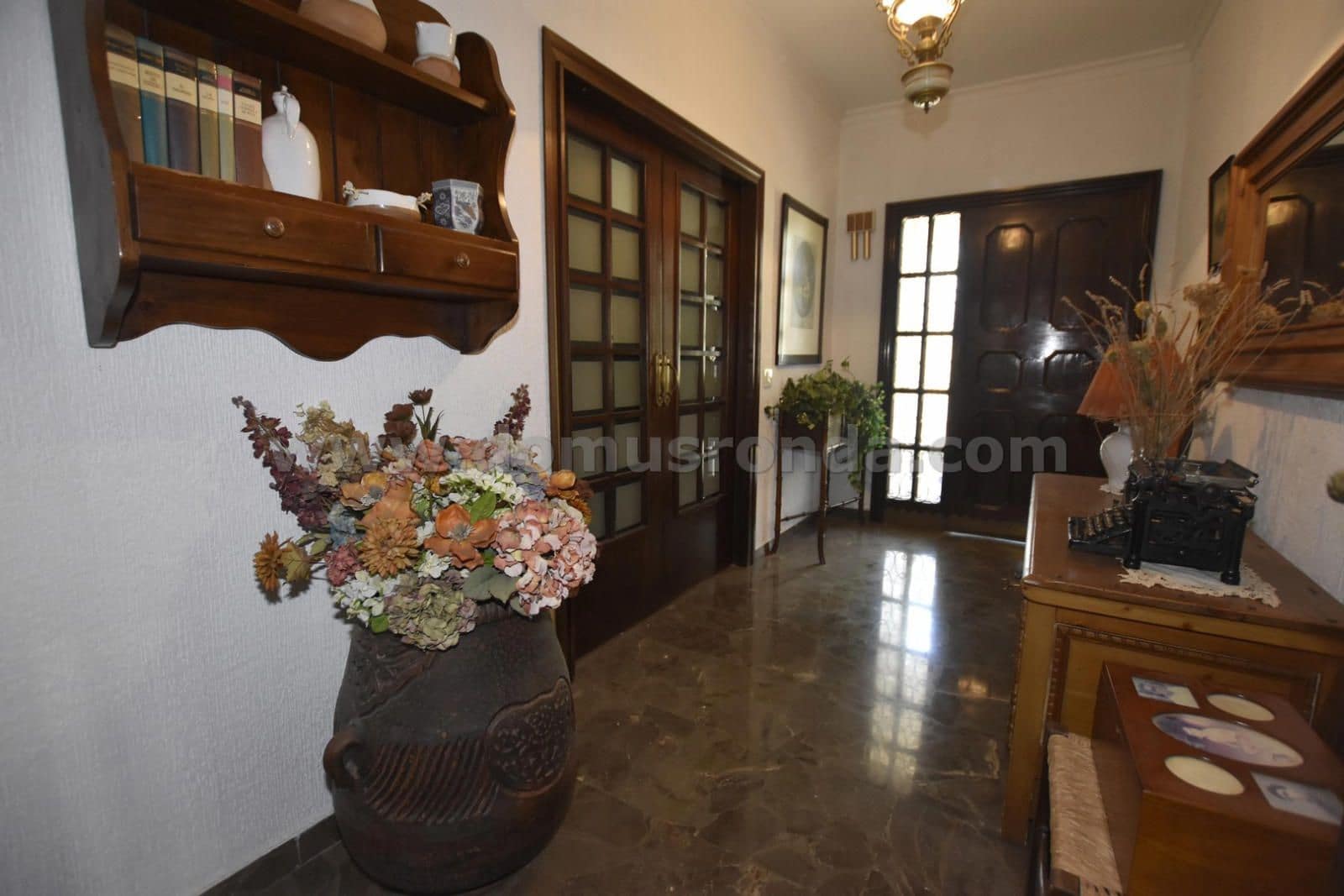 6 soveværelse Villa til salg i Arriate med swimmingpool garage - € 780.000 (Ref: 8769797)