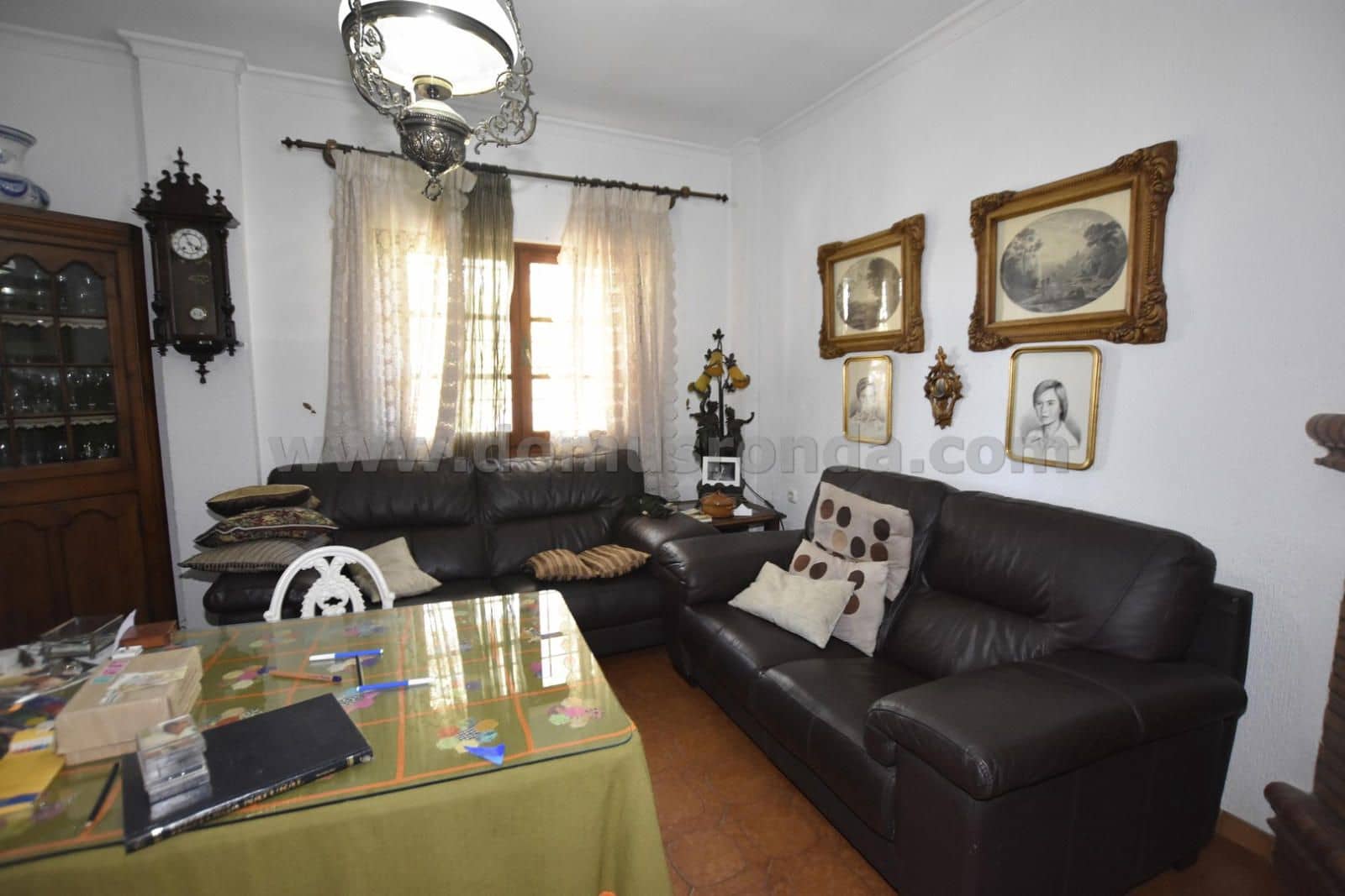 6 soveværelse Villa til salg i Arriate med swimmingpool garage - € 780.000 (Ref: 8769797)