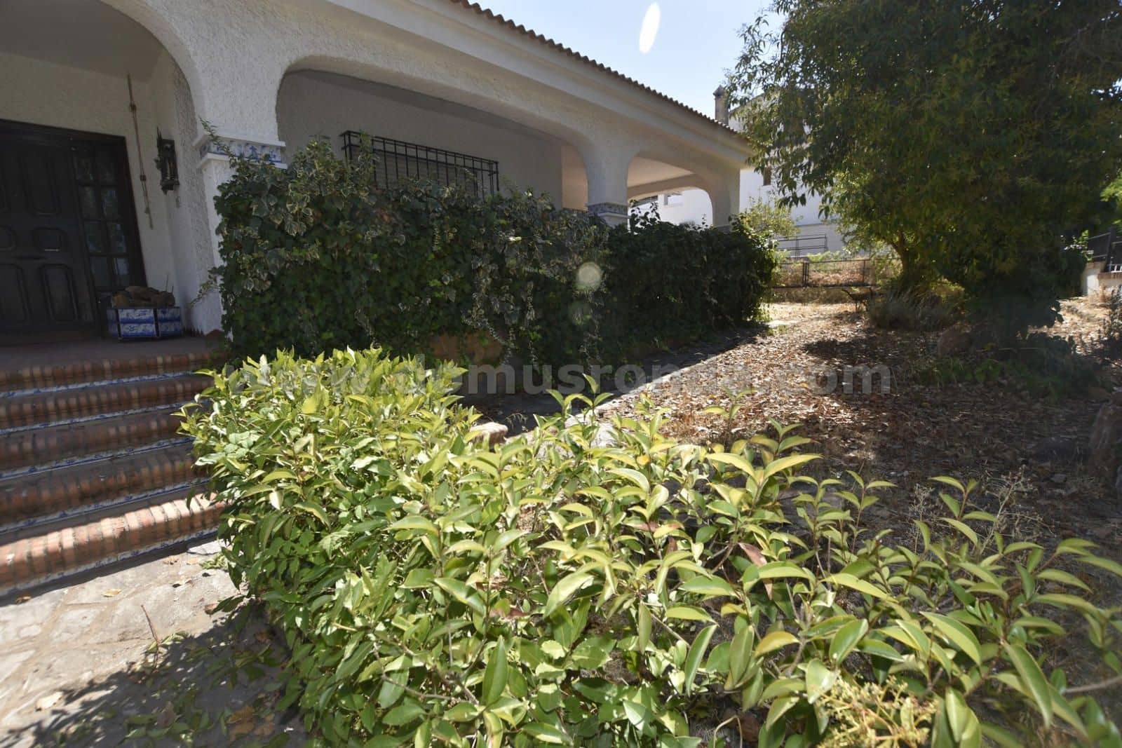 6 soveværelse Villa til salg i Arriate med swimmingpool garage - € 780.000 (Ref: 8769797)