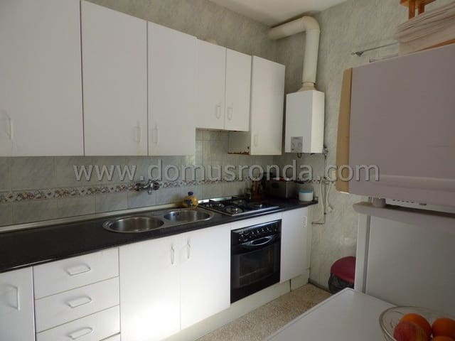 4 soverom Villa til salgs i Ronda med svømmebasseng garasje - € 300 000 (Ref: 8810783)
