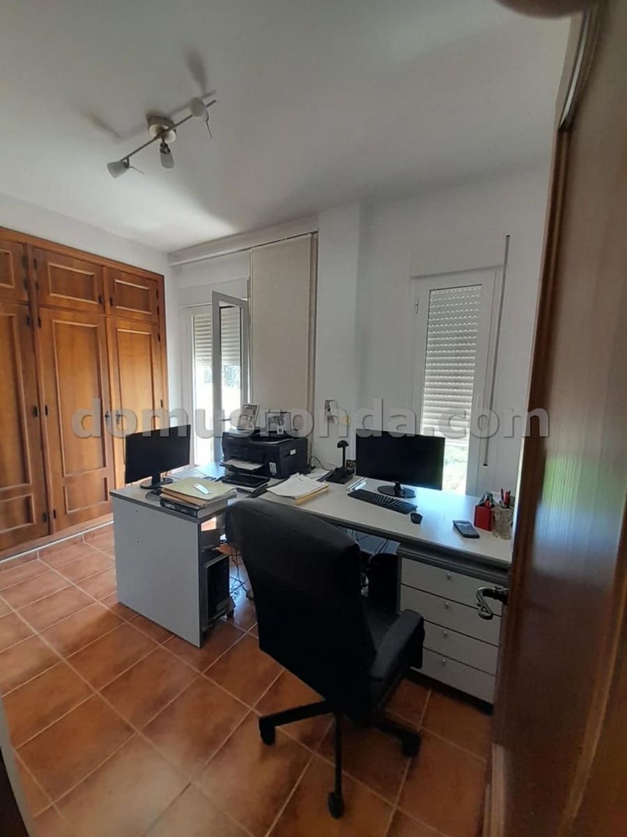 4 soveværelse Byhus til salg i Montejaque med swimmingpool - € 195.000 (Ref: 8829698)