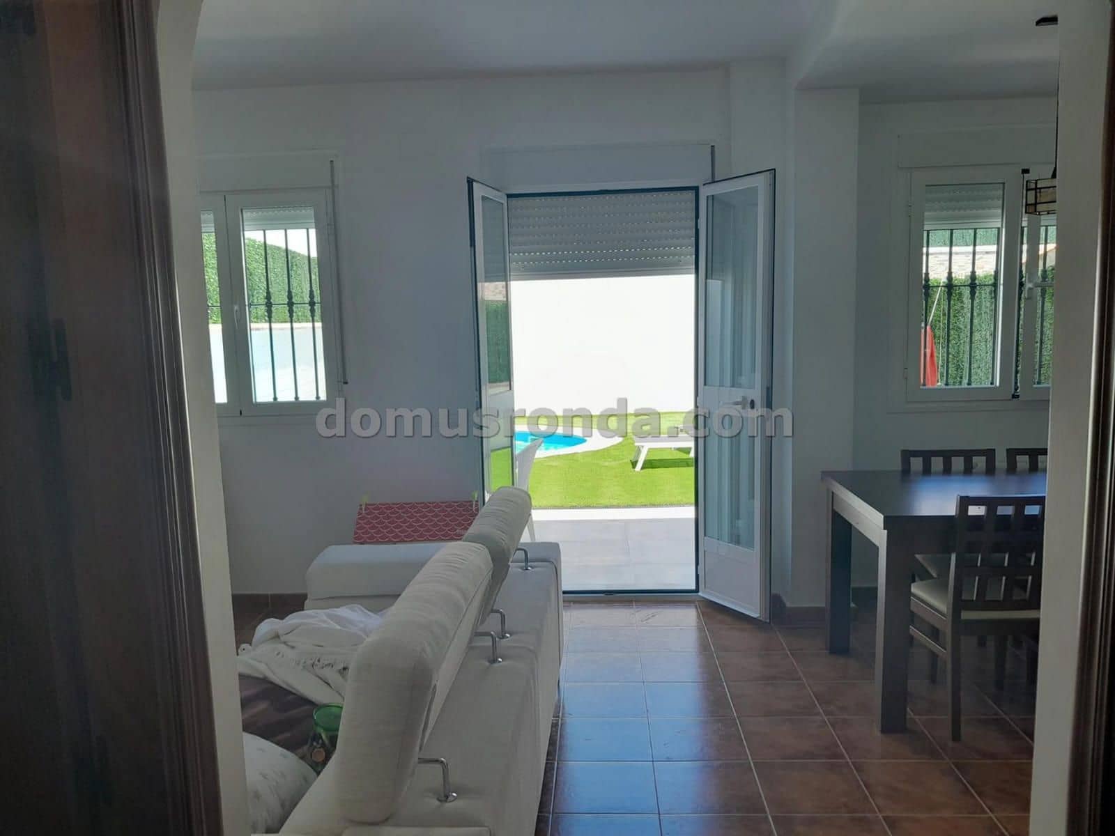 4 soveværelse Byhus til salg i Montejaque med swimmingpool - € 195.000 (Ref: 8829698)