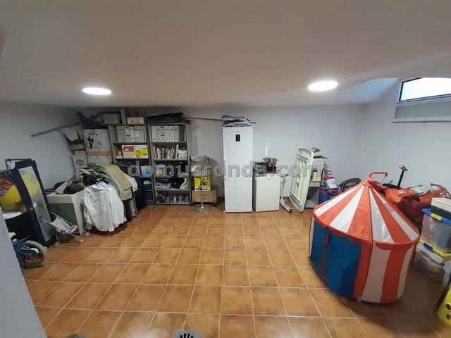 4 makuuhuone Omakotitalo myytävänä paikassa Montejaque mukana uima-altaan - 195 000 € (Ref: 8829698)