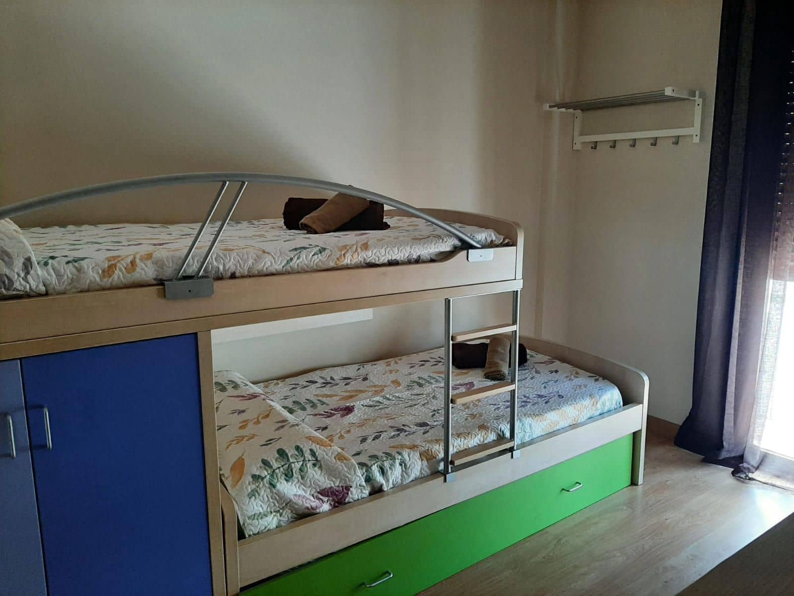 3 soveværelse Villa til salg i Montejaque med swimmingpool garage - € 172.000 (Ref: 8837803)