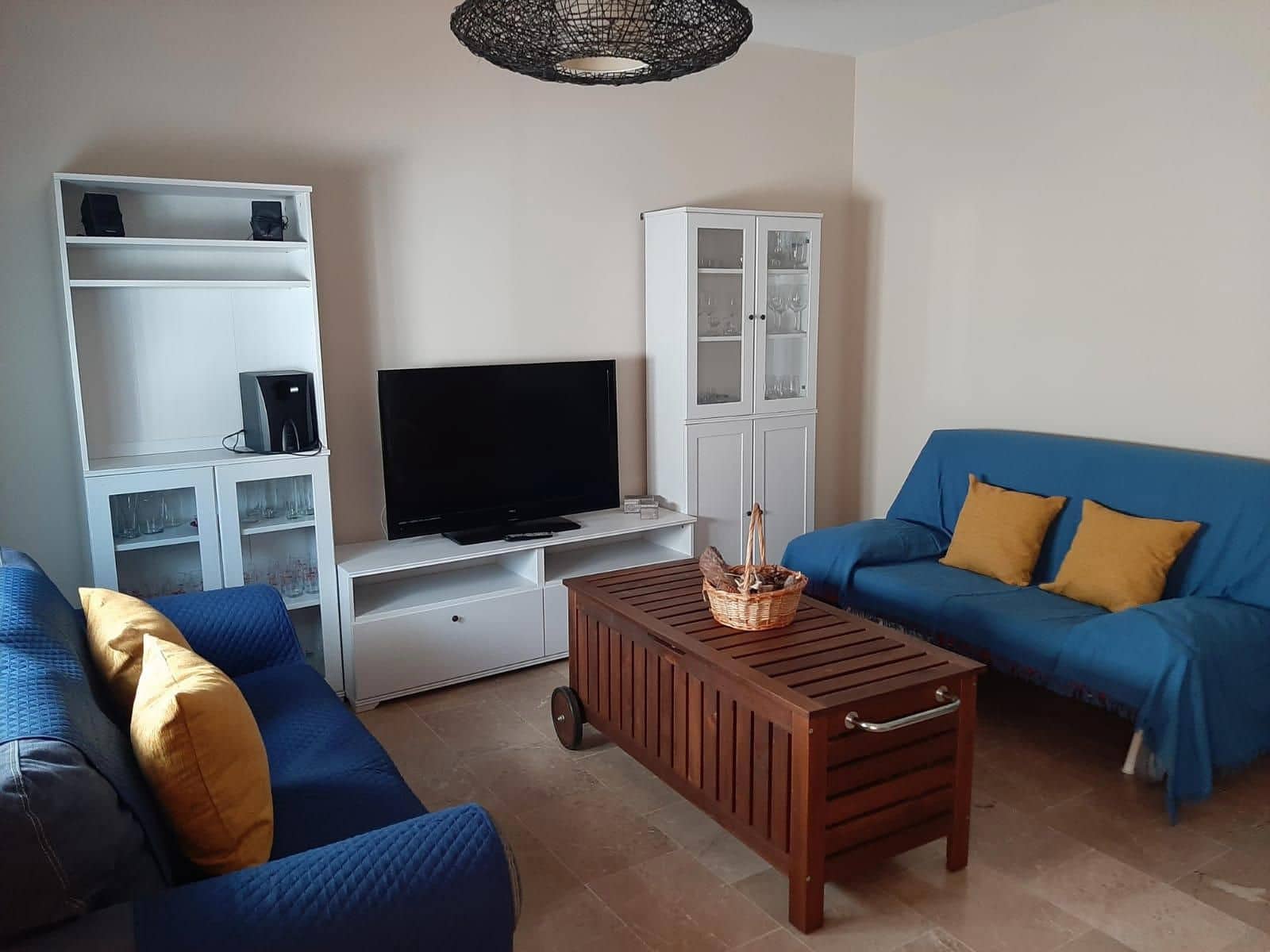 3 soveværelse Villa til salg i Montejaque med swimmingpool garage - € 172.000 (Ref: 8837803)