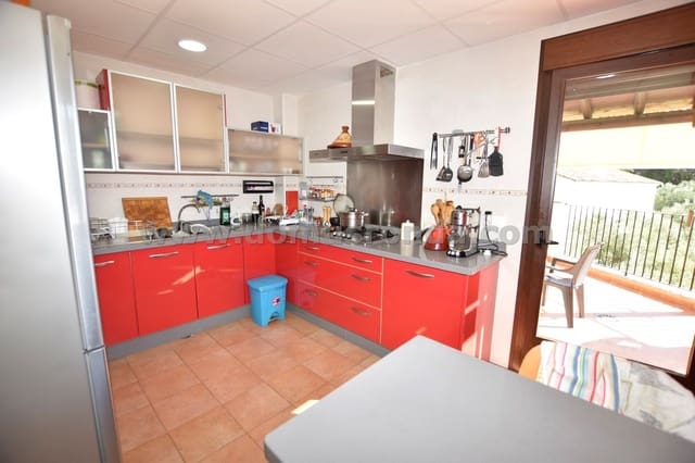 3 soveværelse Villa til salg i Atajate med garage - € 189.000 (Ref: 8855445)