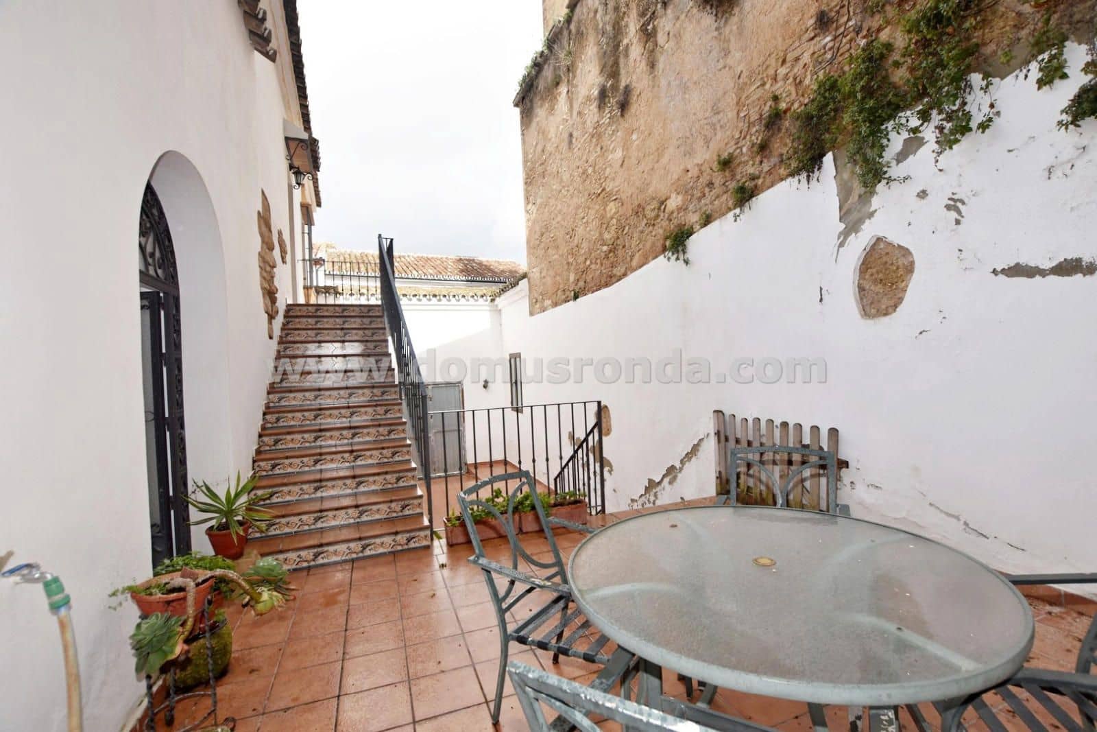 4 slaapkamer Villa te koop in Ronda met garage - € 415.000 (Ref: 8865728)