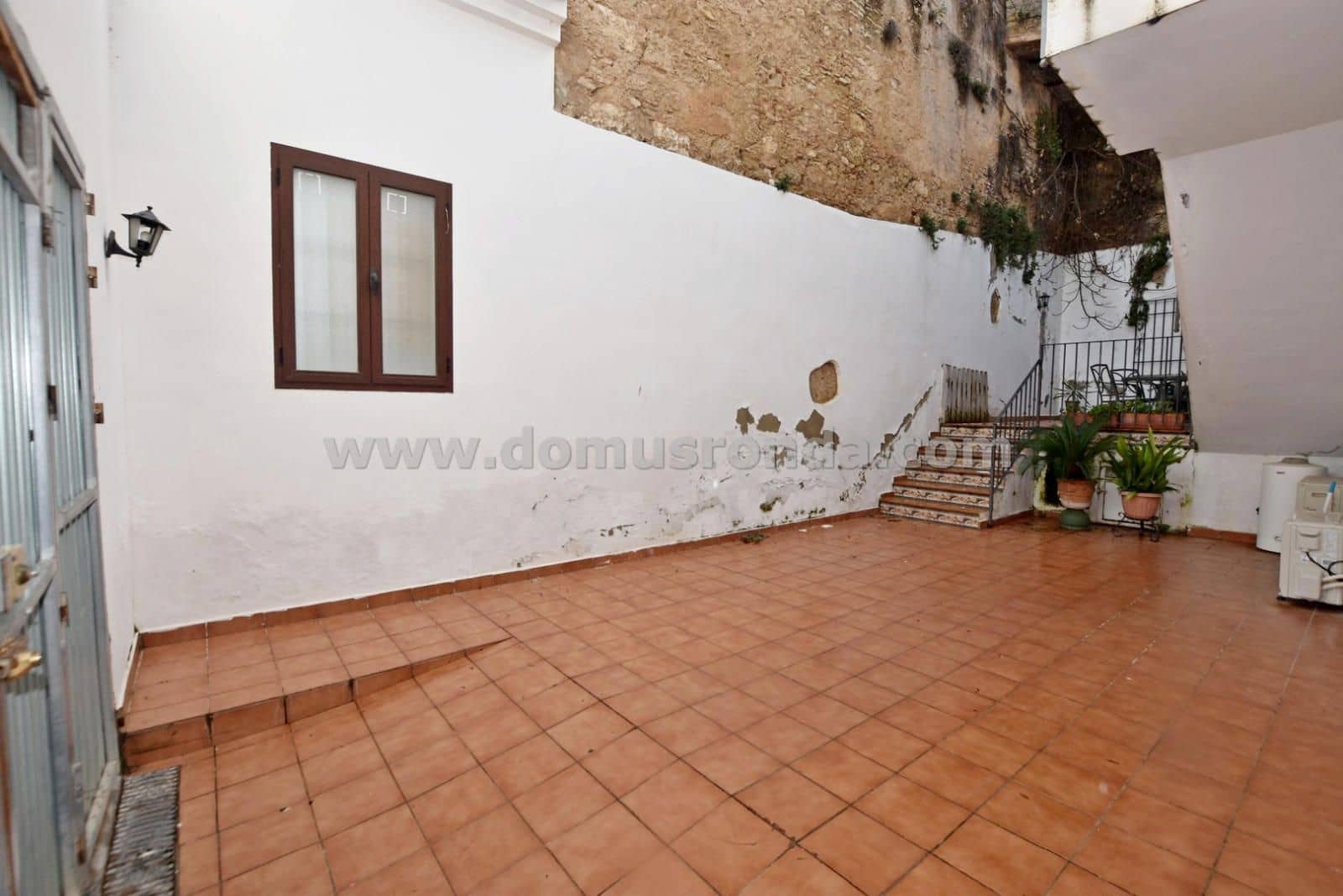 4 slaapkamer Villa te koop in Ronda met garage - € 415.000 (Ref: 8865728)
