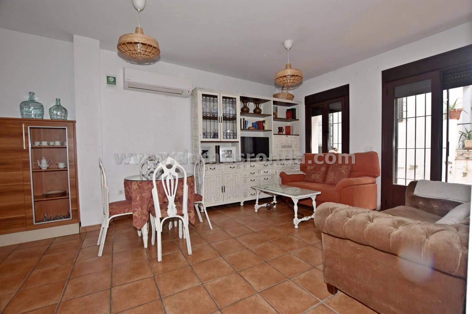 4 slaapkamer Villa te koop in Ronda met garage - € 415.000 (Ref: 8865728)