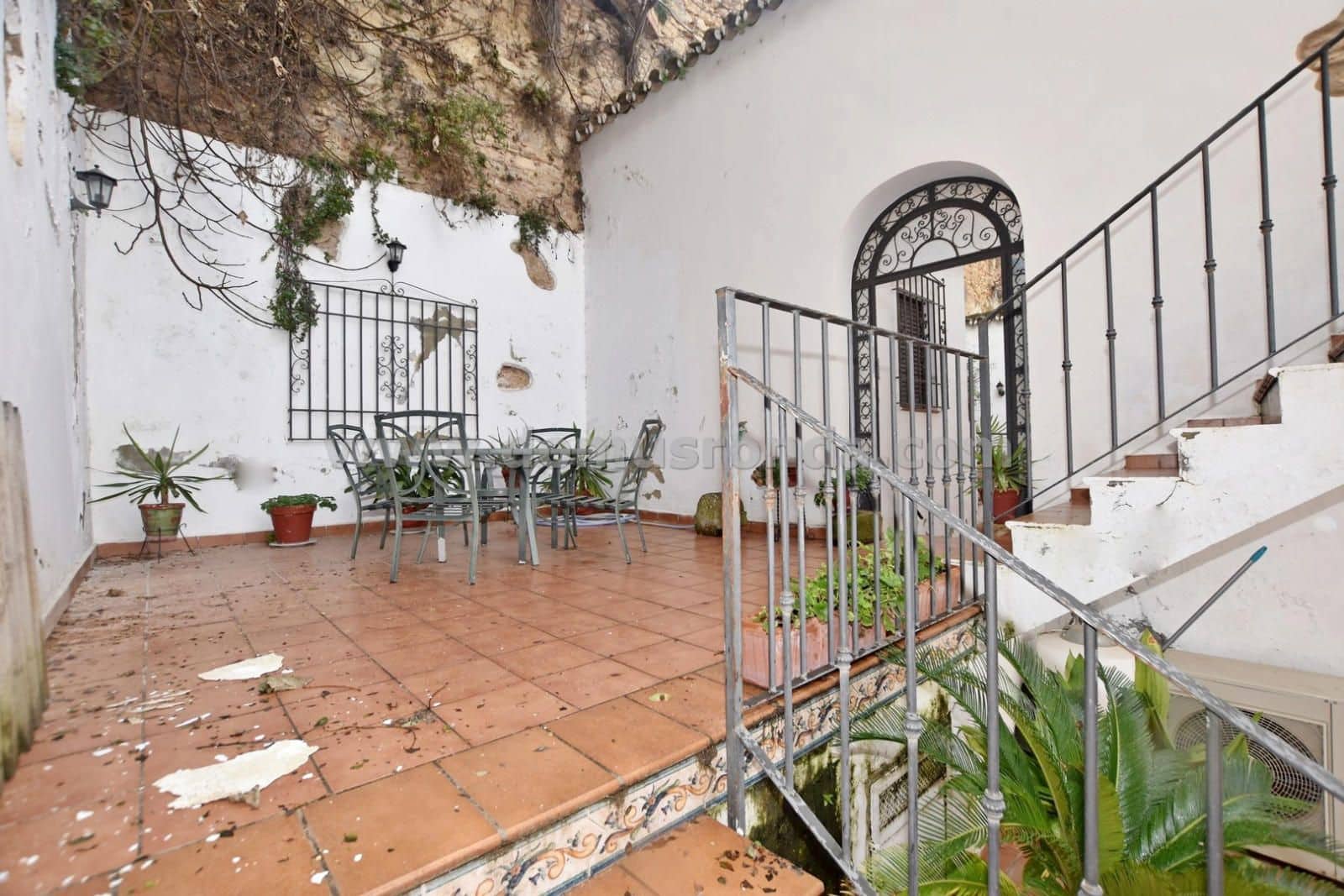 4 slaapkamer Villa te koop in Ronda met garage - € 415.000 (Ref: 8865728)