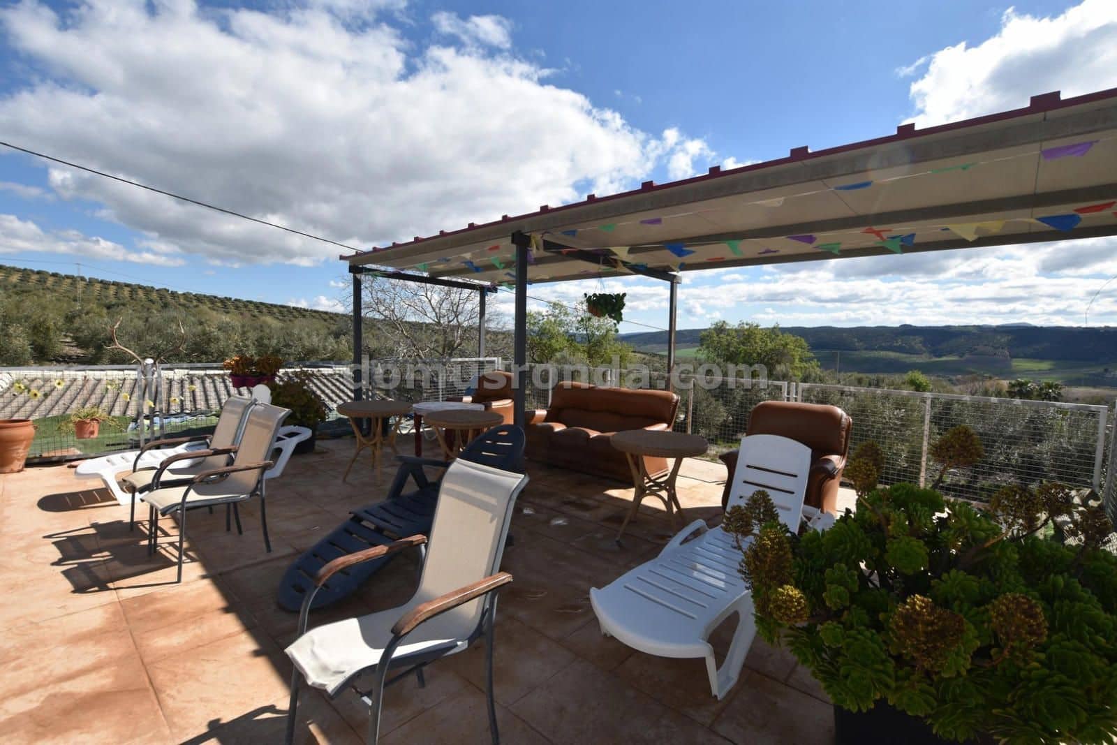 5 soverom Finca/Herregård til salgs i Ronda med svømmebasseng garasje - € 1 000 000 (Ref: 8904787)