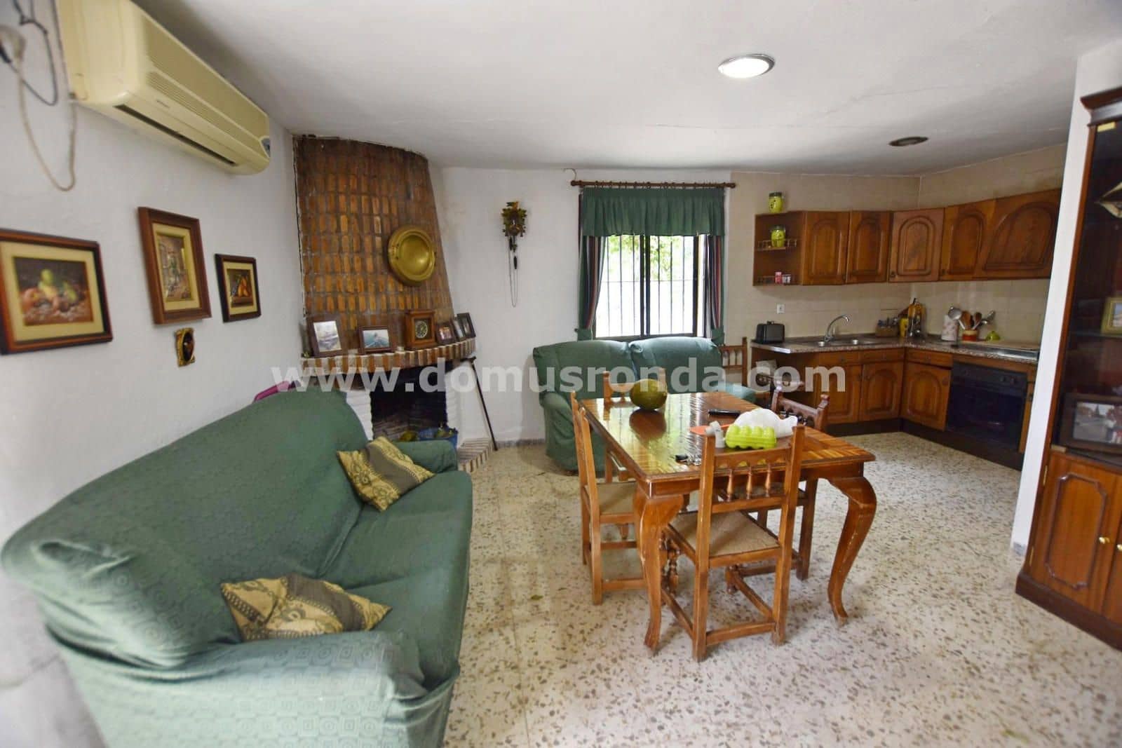 3 slaapkamer Villa te koop in Ronda met zwembad garage - € 260.000 (Ref: 8906992)
