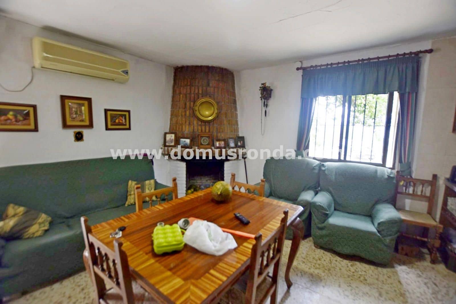 3 slaapkamer Villa te koop in Ronda met zwembad garage - € 260.000 (Ref: 8906992)