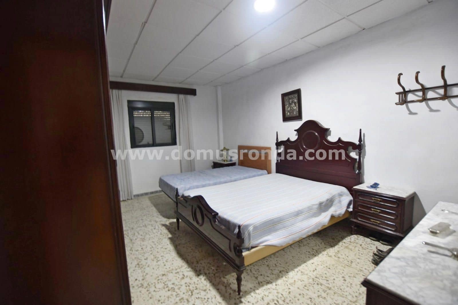 3 slaapkamer Villa te koop in Ronda met zwembad garage - € 260.000 (Ref: 8906992)