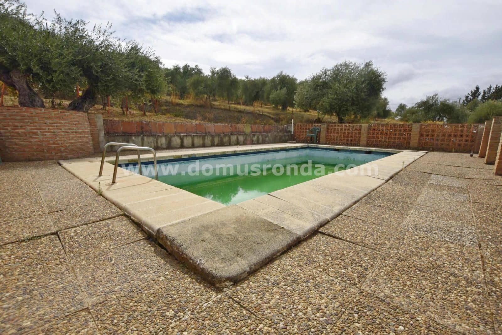 3 slaapkamer Villa te koop in Ronda met zwembad garage - € 260.000 (Ref: 8906992)