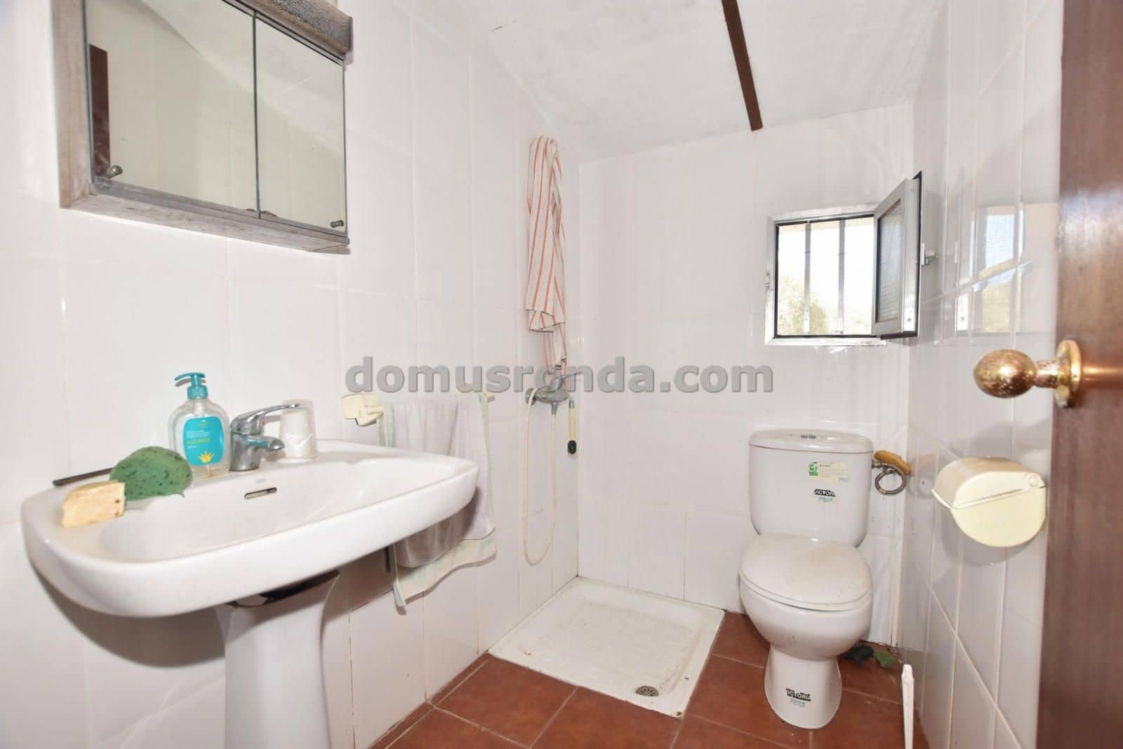 3 soveværelse Finca/Landehus til salg i Ronda med swimmingpool garage - € 395.000 (Ref: 8923215)