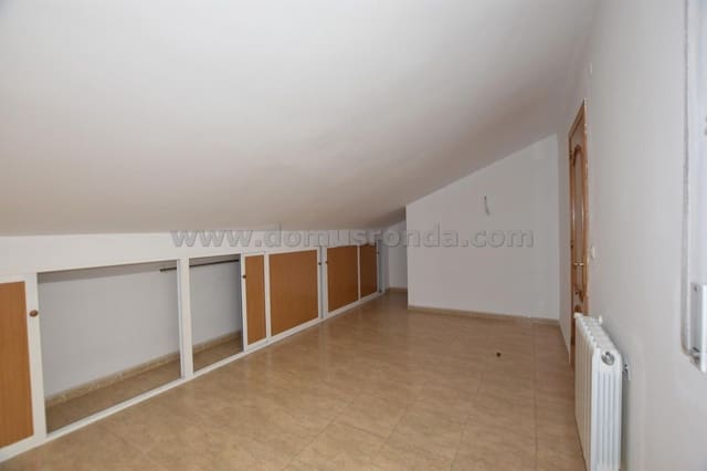 4 soveværelse Villa til salg i Ronda med garage - € 570.000 (Ref: 9001914)