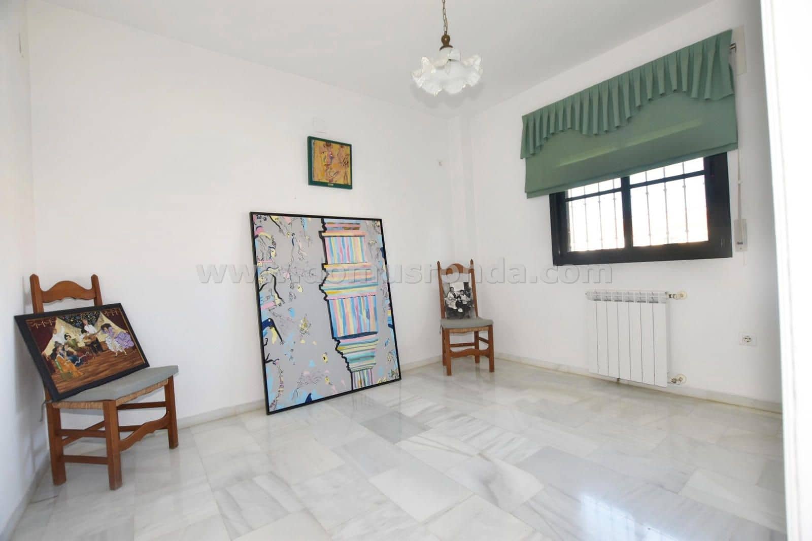 4 soveværelse Villa til salg i Ronda med garage - € 375.000 (Ref: 9009948)