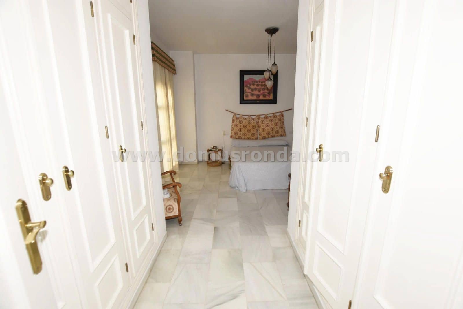 4 soveværelse Villa til salg i Ronda med garage - € 375.000 (Ref: 9009948)