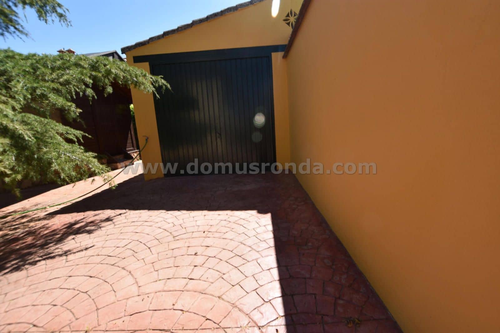 4 soveværelse Villa til salg i Ronda med garage - € 375.000 (Ref: 9009948)