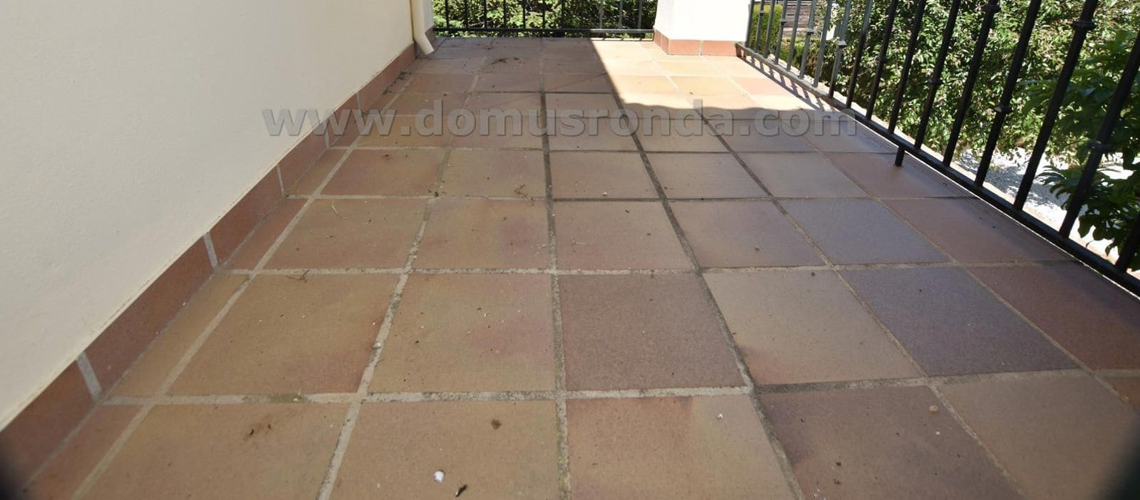 4 soveværelse Villa til salg i Ronda med garage - € 375.000 (Ref: 9009948)