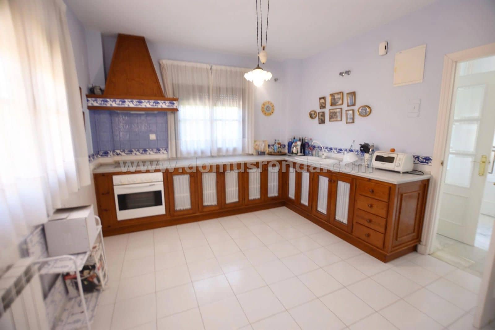 4 soveværelse Villa til salg i Ronda med garage - € 375.000 (Ref: 9009948)