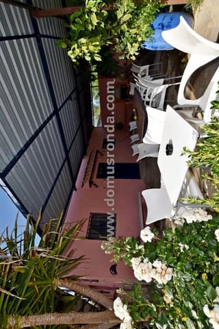 3 soveværelse Villa til salg i Ronda med swimmingpool - € 230.000 (Ref: 9019464)