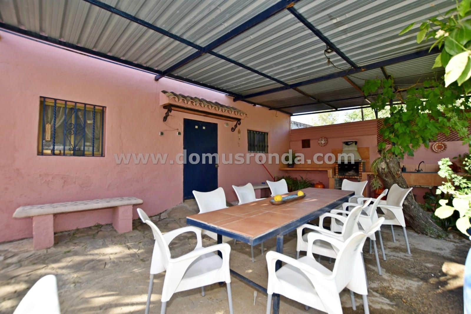 3 soveværelse Villa til salg i Ronda med swimmingpool - € 230.000 (Ref: 9019464)