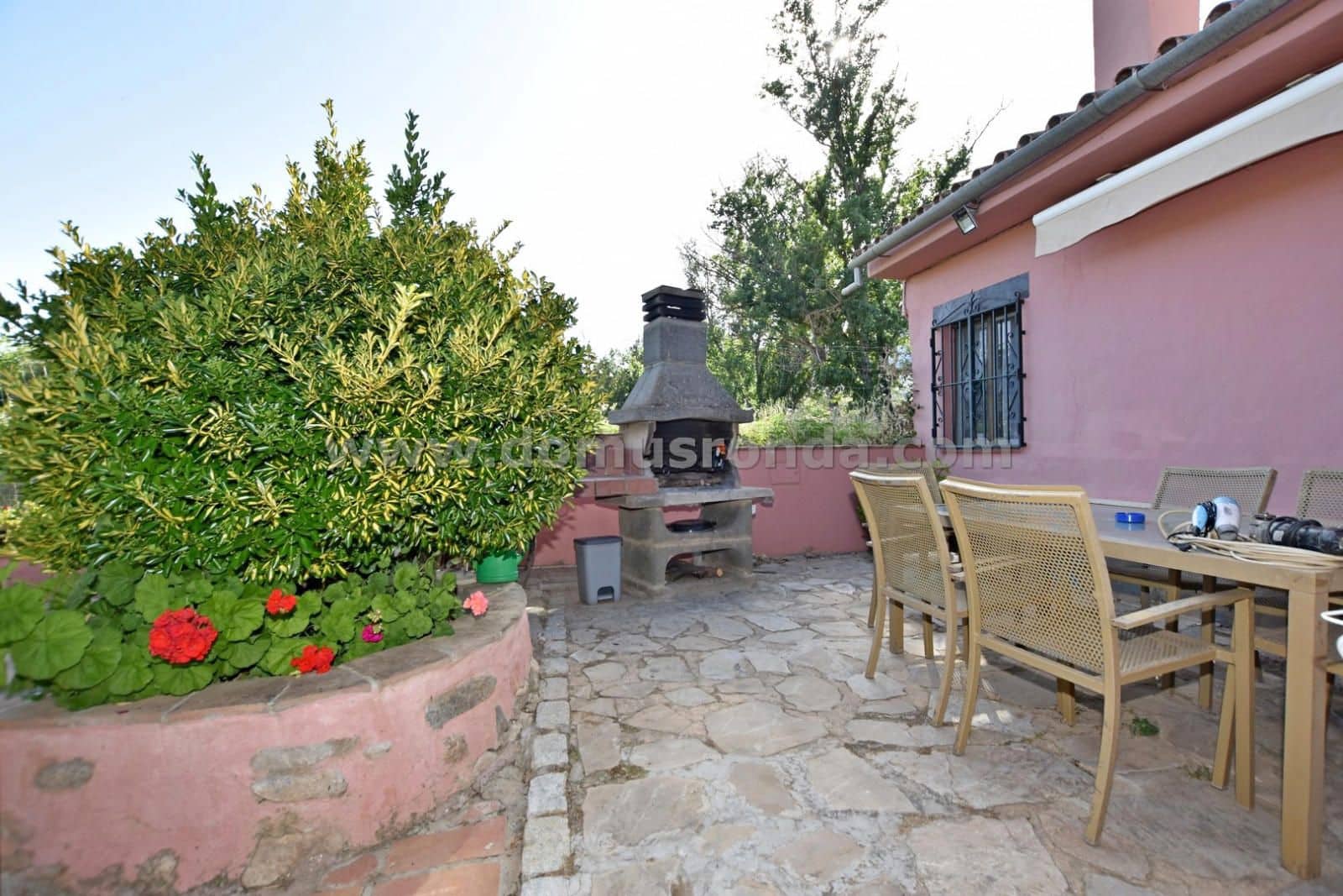 3 soveværelse Villa til salg i Ronda med swimmingpool - € 230.000 (Ref: 9019464)