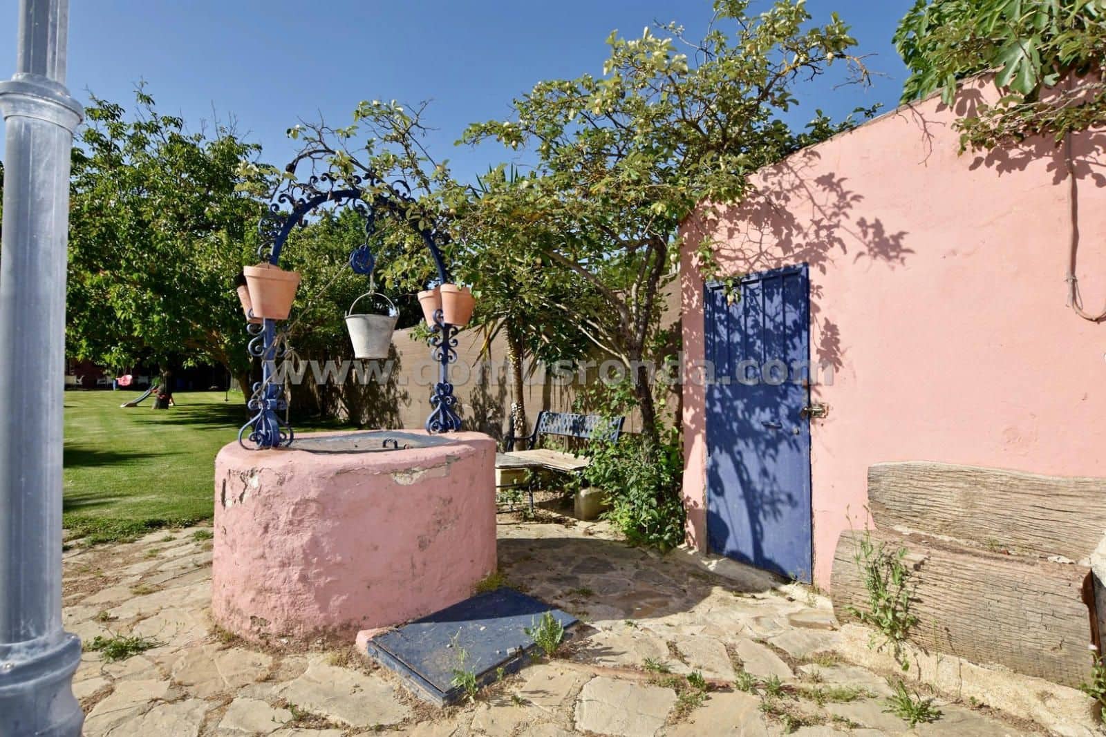 3 soveværelse Villa til salg i Ronda med swimmingpool - € 230.000 (Ref: 9019464)